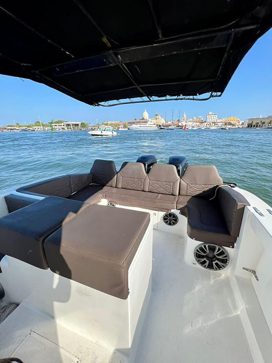 Botegena Cartagena Colombia Boat Rentals Martram 4