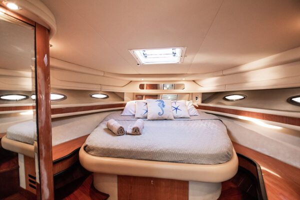 46ft Palladium yacht cruising in the Caribbean Sea near Cartagena