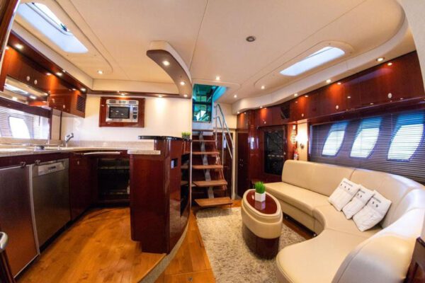 Dining setup on aft deck of 62ft Sea Ray for an onboard meal