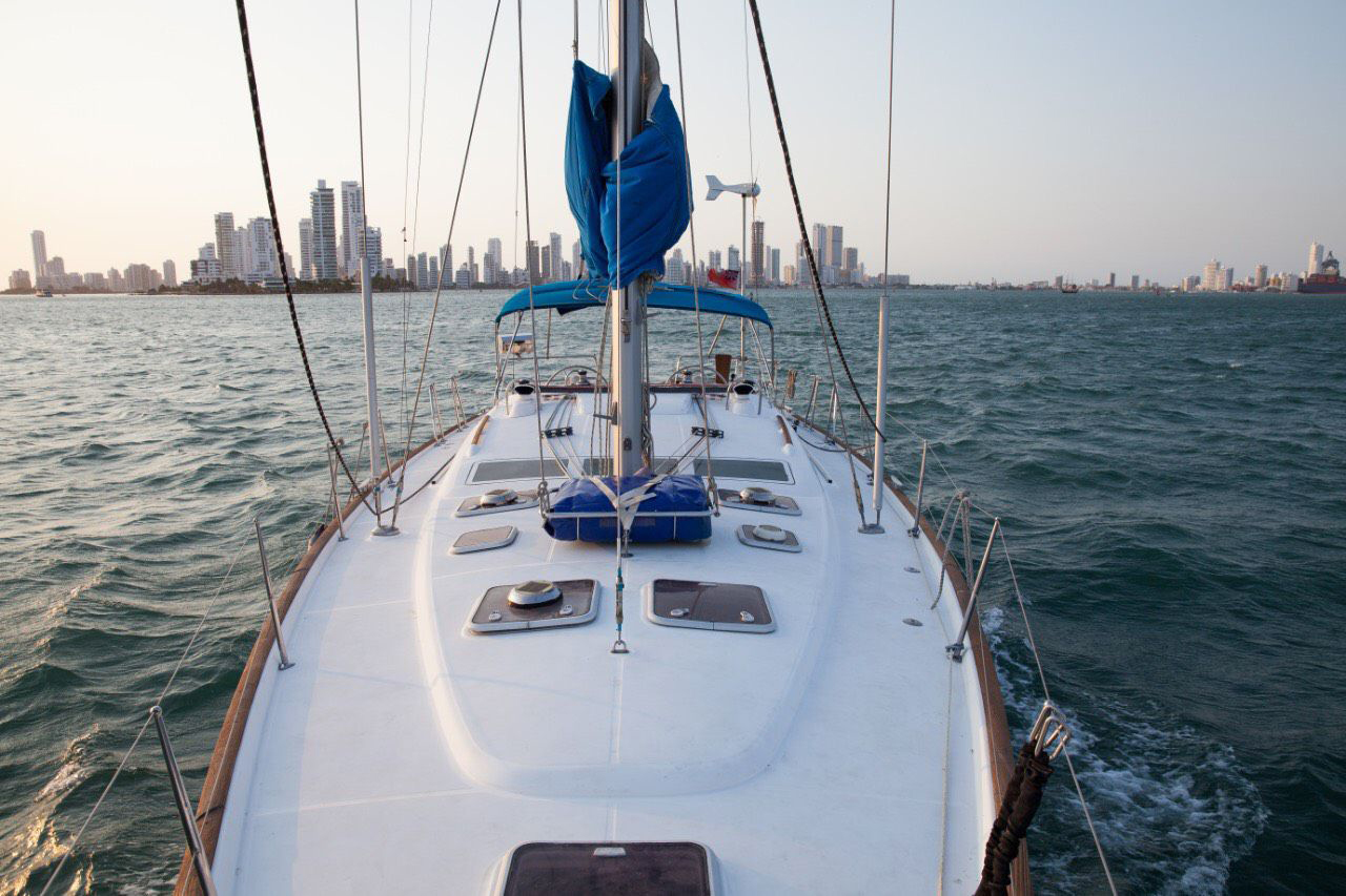 2 Day 1 Night "Live Aboard" Sailing Tour - Image 6