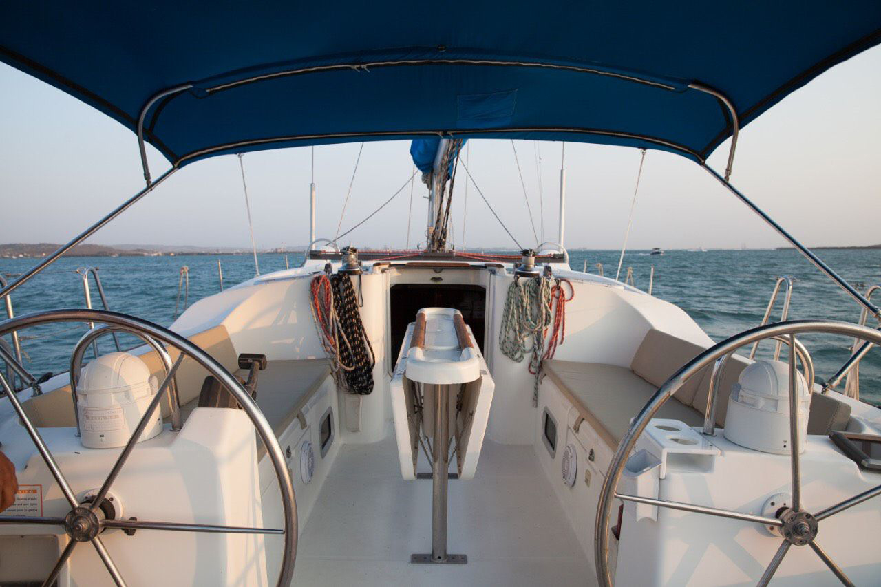 2 Day 1 Night "Live Aboard" Sailing Tour - Image 3