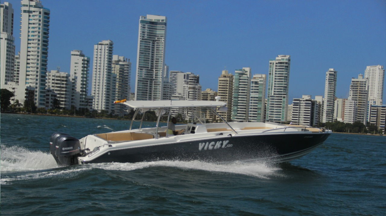 Available boat to rent in Cartagena. Vicky
