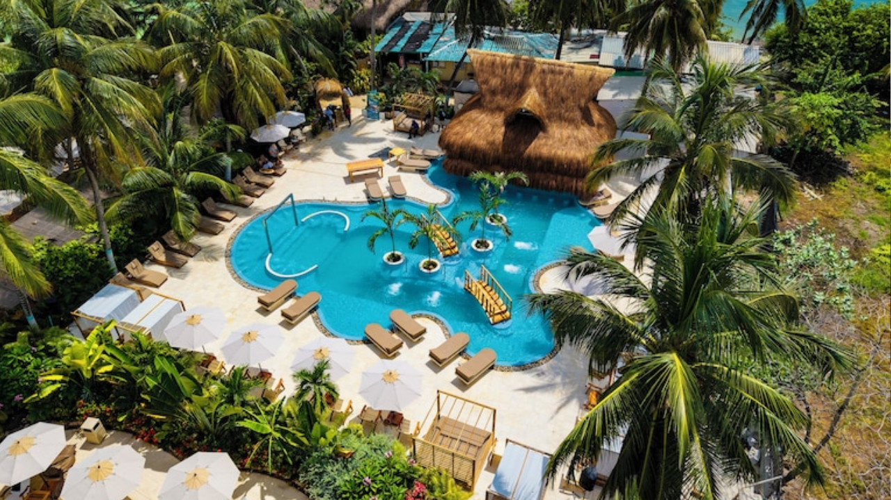 Discover Tierra Bomba island with Botegena in Cartagena Colombia