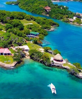 Discover the rosario islands with Botegena in Cartagena Colombia