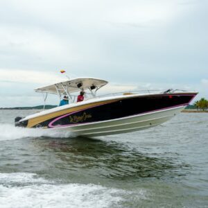 La Mona Jessi – 38 ft Speed Boat
