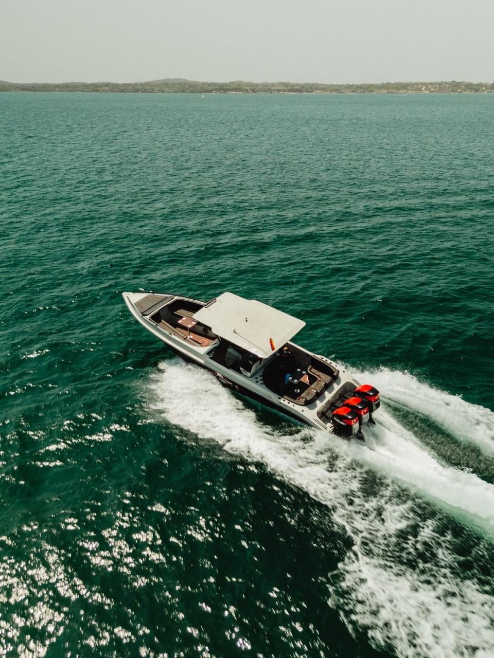 The Ghost – 40 ft Speed Boat - Image 3