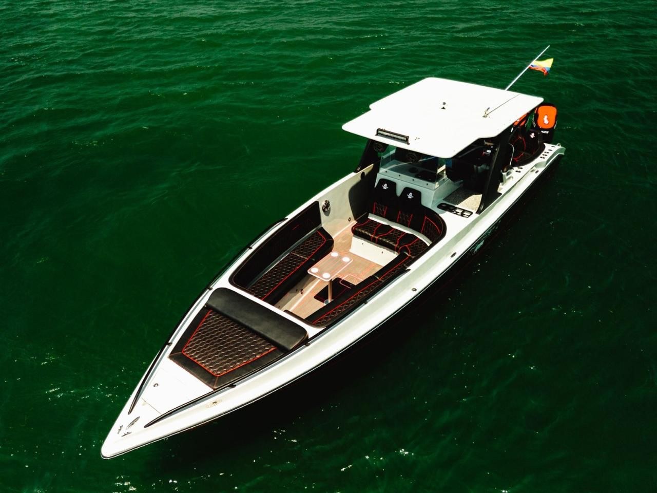 The Ghost – 40 ft Speed Boat - Image 5